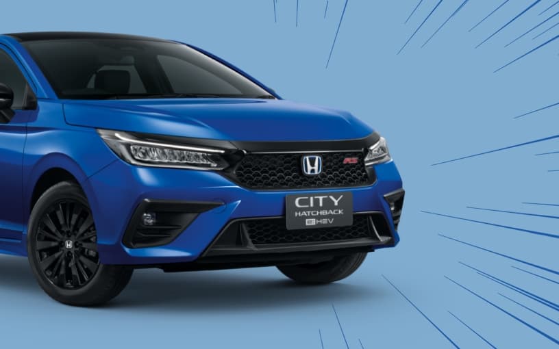 The front bumper and front grille have an RS sport design alongside LED headlights